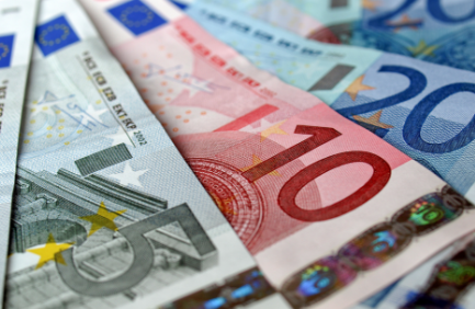 2月2日欧元兑美元小幅上涨 最新报1.1860