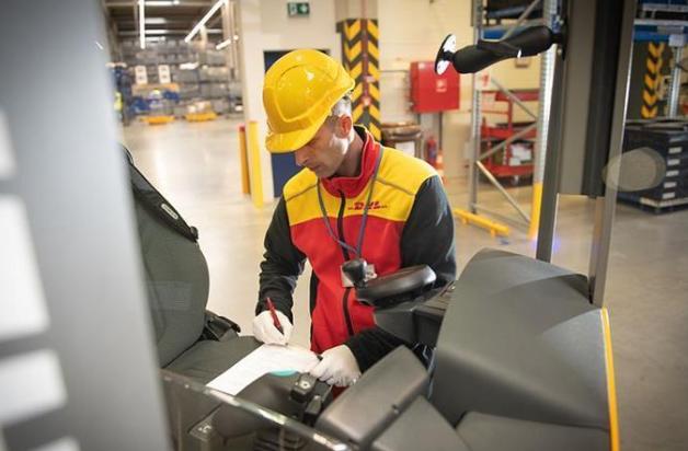 跨境电商的太阳能产品怎么运 太阳能板如何高效运往全球