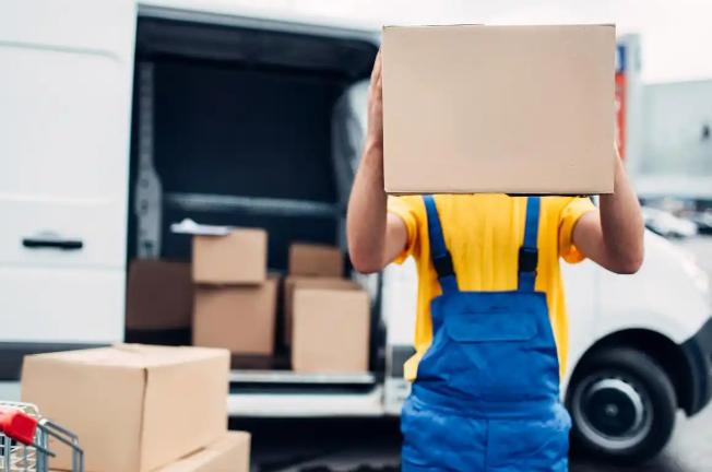 俄罗斯快递法案新规 强制电商在邮局设取件点