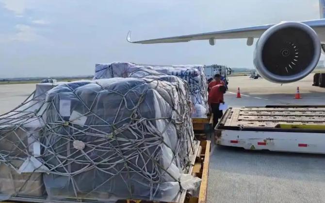 个人物品进口最新报关指南 个人物品的申报受理及验放流程