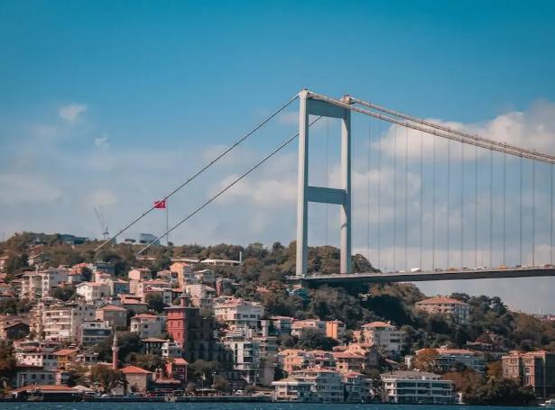 SHEIN调整美国站发货规则 4月起仅支持平台物流