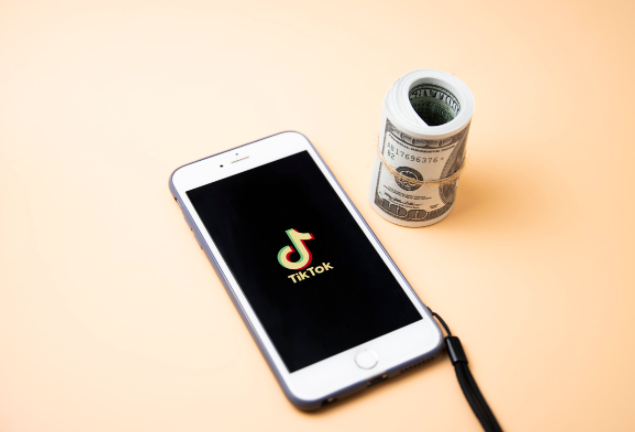 TikTok话题标签和账号标签哪个重要 TikTok话题标签和账号标签对比